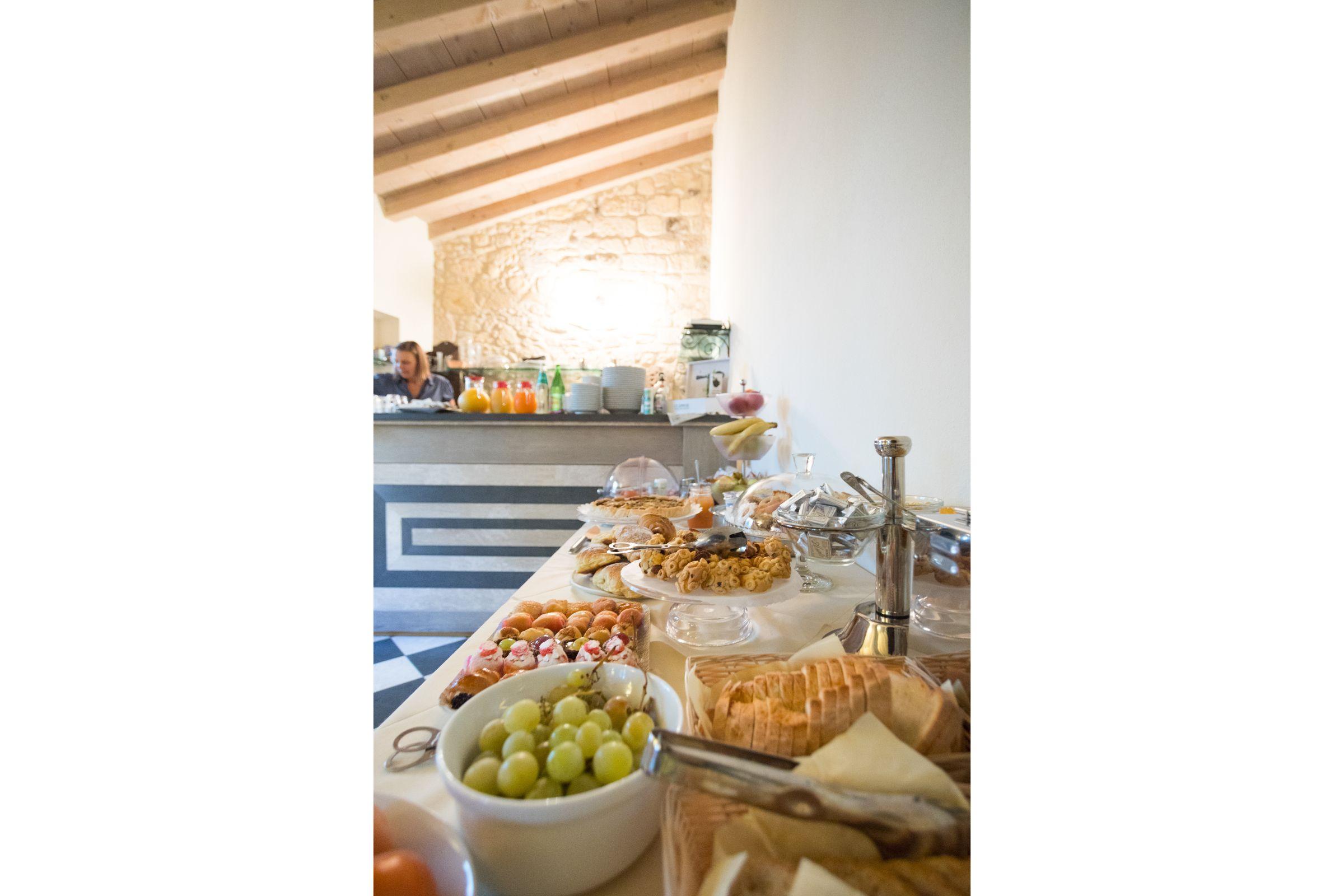 Il Cortiletto Hotel Maison Tresnuraghes Bagian luar foto